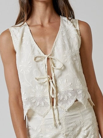 Floral Embroidery Front Tie Sleeveless top